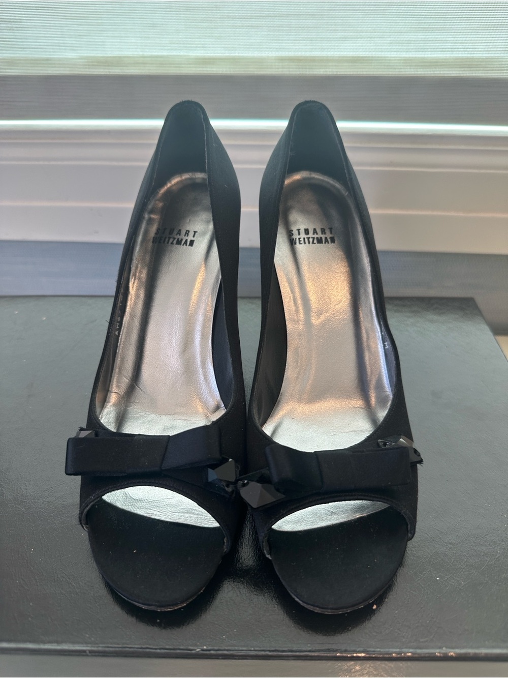Gorgeous Stuart Weitzman Black Satin Peep-Toe Heels with Bow size 7.5